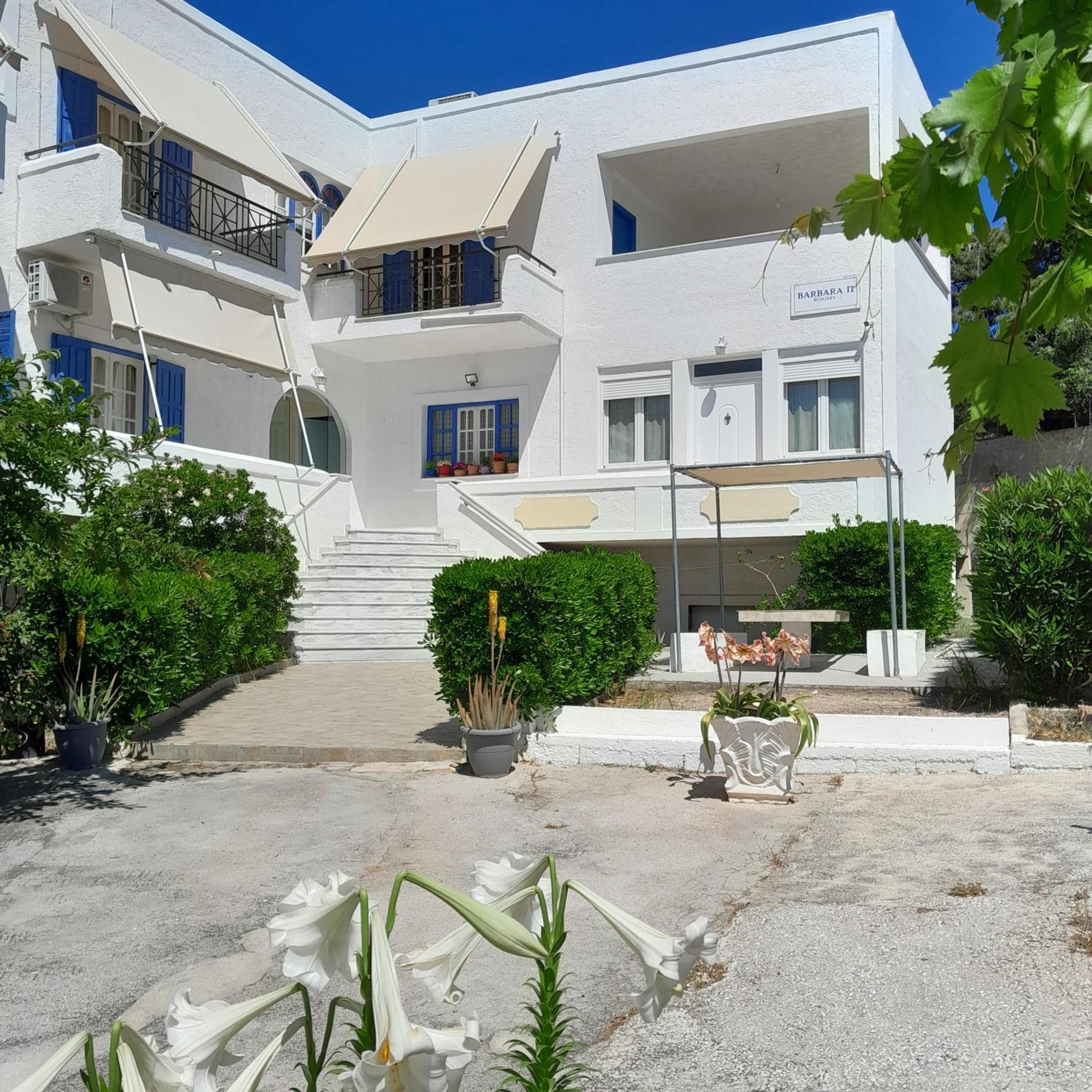 Barbara II Hotel Agia Marina  Eksteriør billede